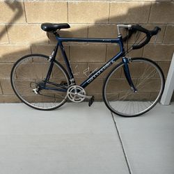 Cannondale R600 Road bike 