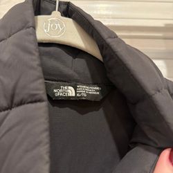 WOMENS XL NORTH FACE VEST 
