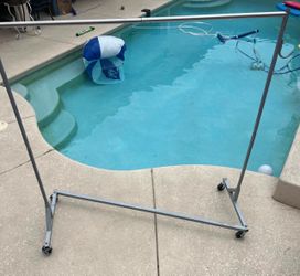 5 foot heavy duty clothes rack 300 pound capacity