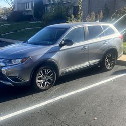 2018 Mitsubishi Outlander