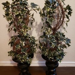 Topiary 2pk Set For Sale