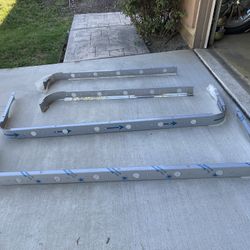 Fits 58 Inches Sleeper. 2016 Peterbilt 389.     