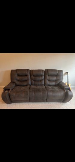selling reclining sofas