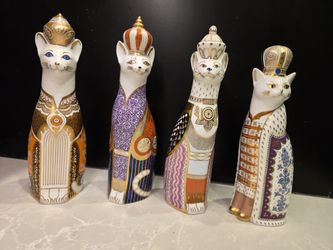 Royal Crown Derby "Royal Cats" Set of 4