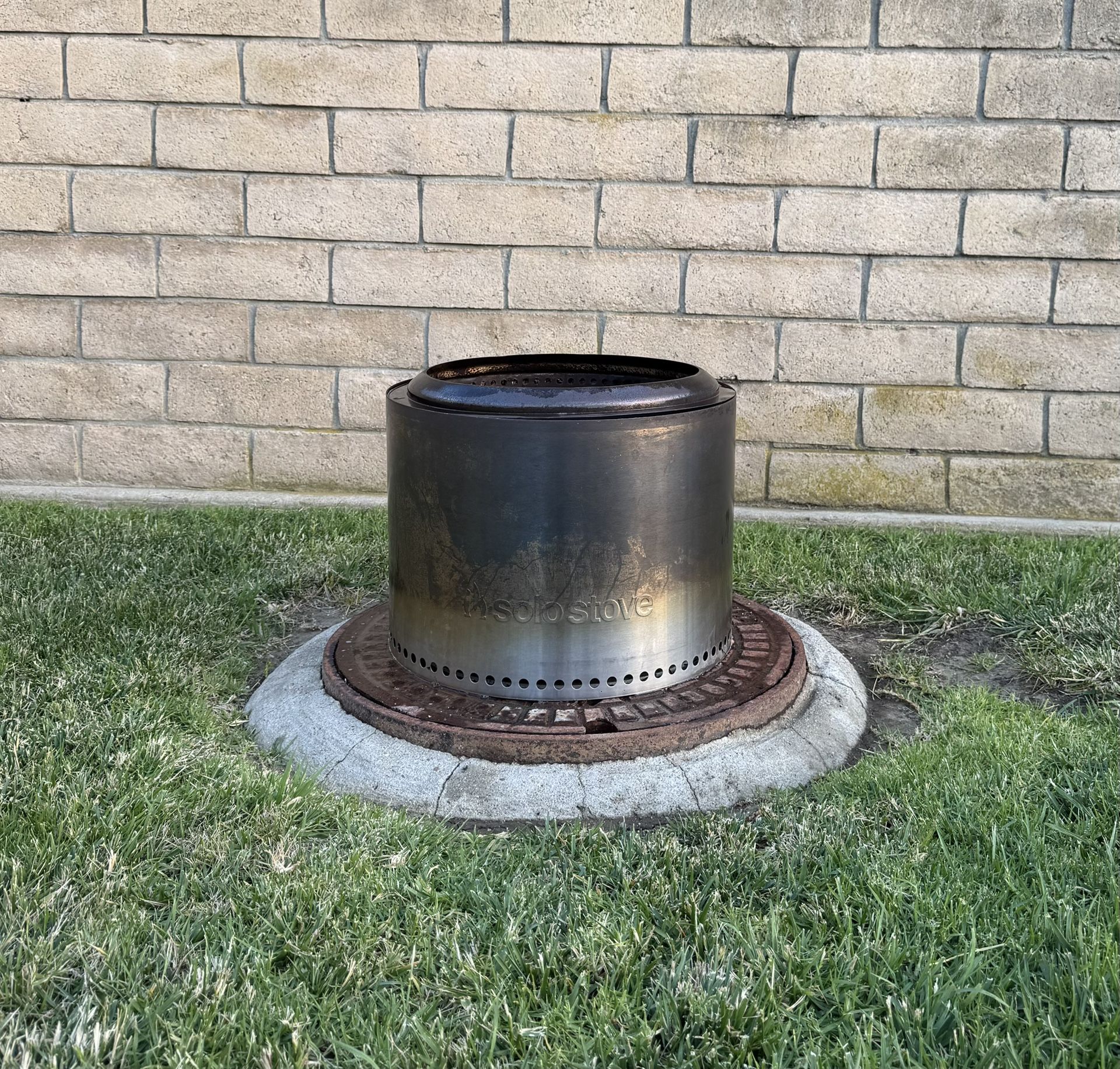 Solo Stove Bonfire Backyard Bundle - Fire Pit, Cover & Tools