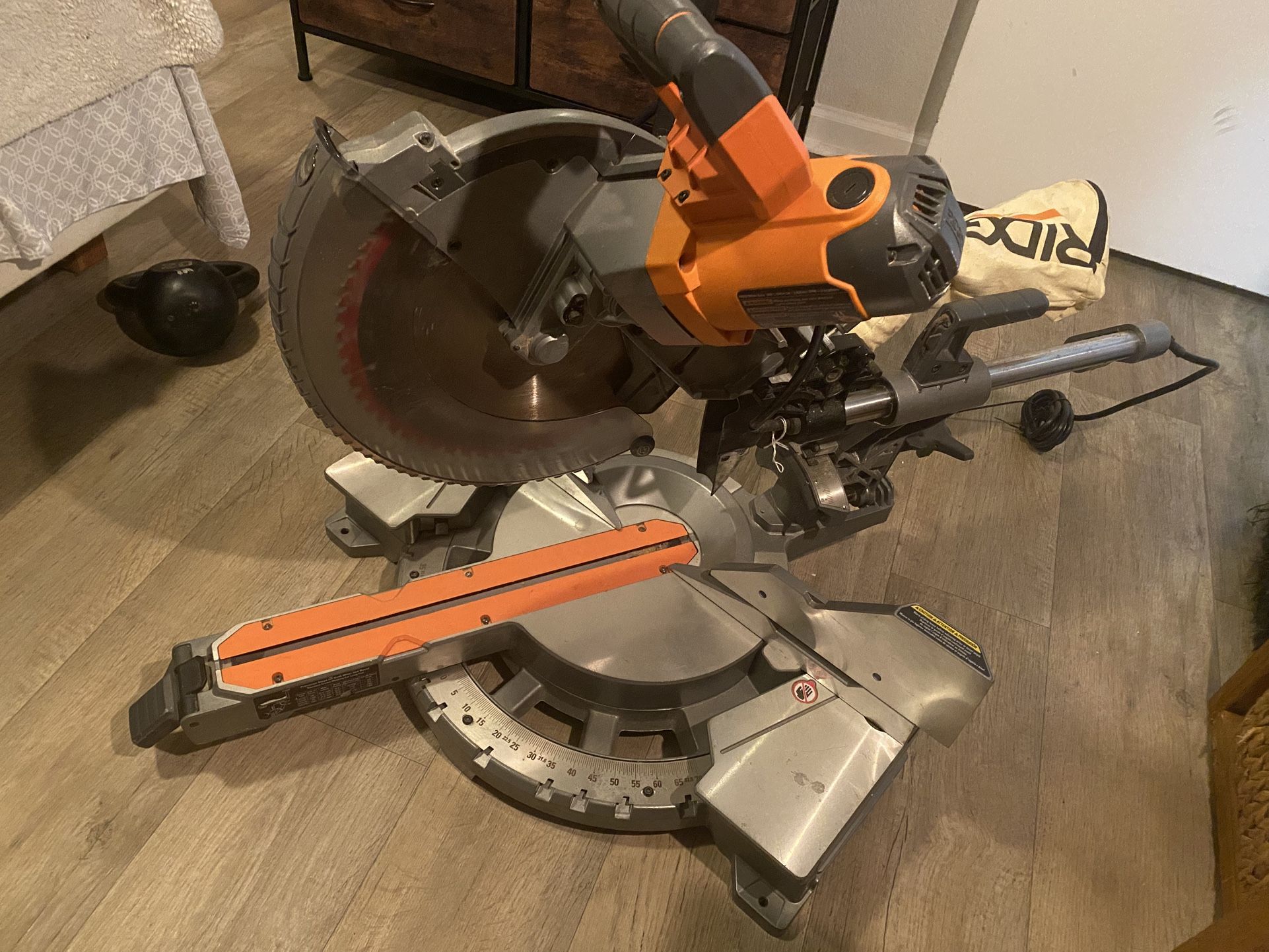 10 Inch Rigid Compound Miter Saw.