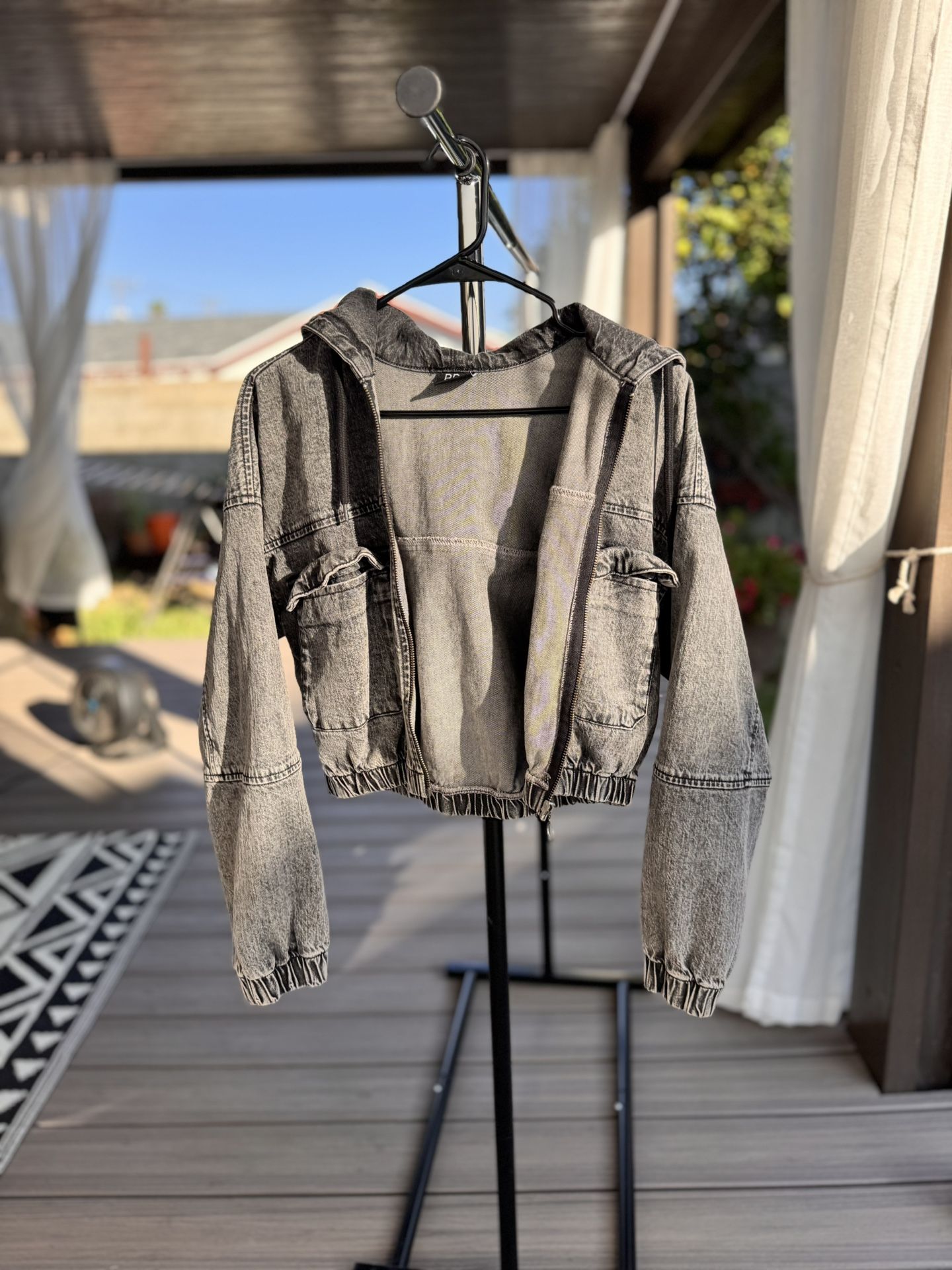 BDG black washed women’s Denim Jacket Size Small