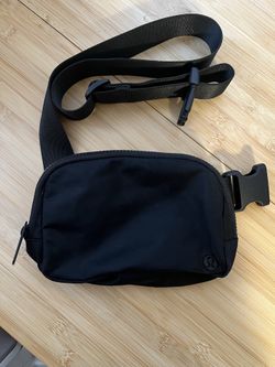 Lululemon Black Crossbody