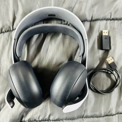 PlayStation Pulse Elite Wireless Headset ( Used Very New )