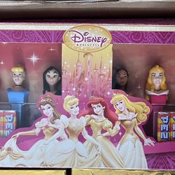 Brand New In Box Disney’s Princess Pez Collectible Set 8pc Jasmine Ariel Aurora Pocahontas Snow White Cinderella Mulan Belle