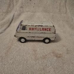 Tonka White Ambulance Van