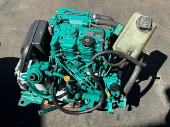 2016 low hour Volvo Penta diesel 30hp