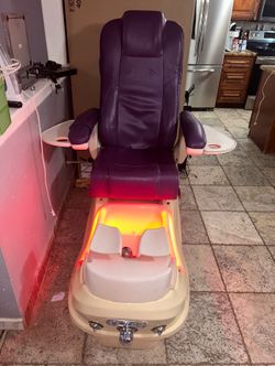 Nail salon massage chair