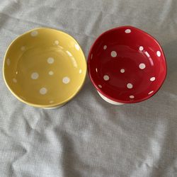 Mushroom cat bowls