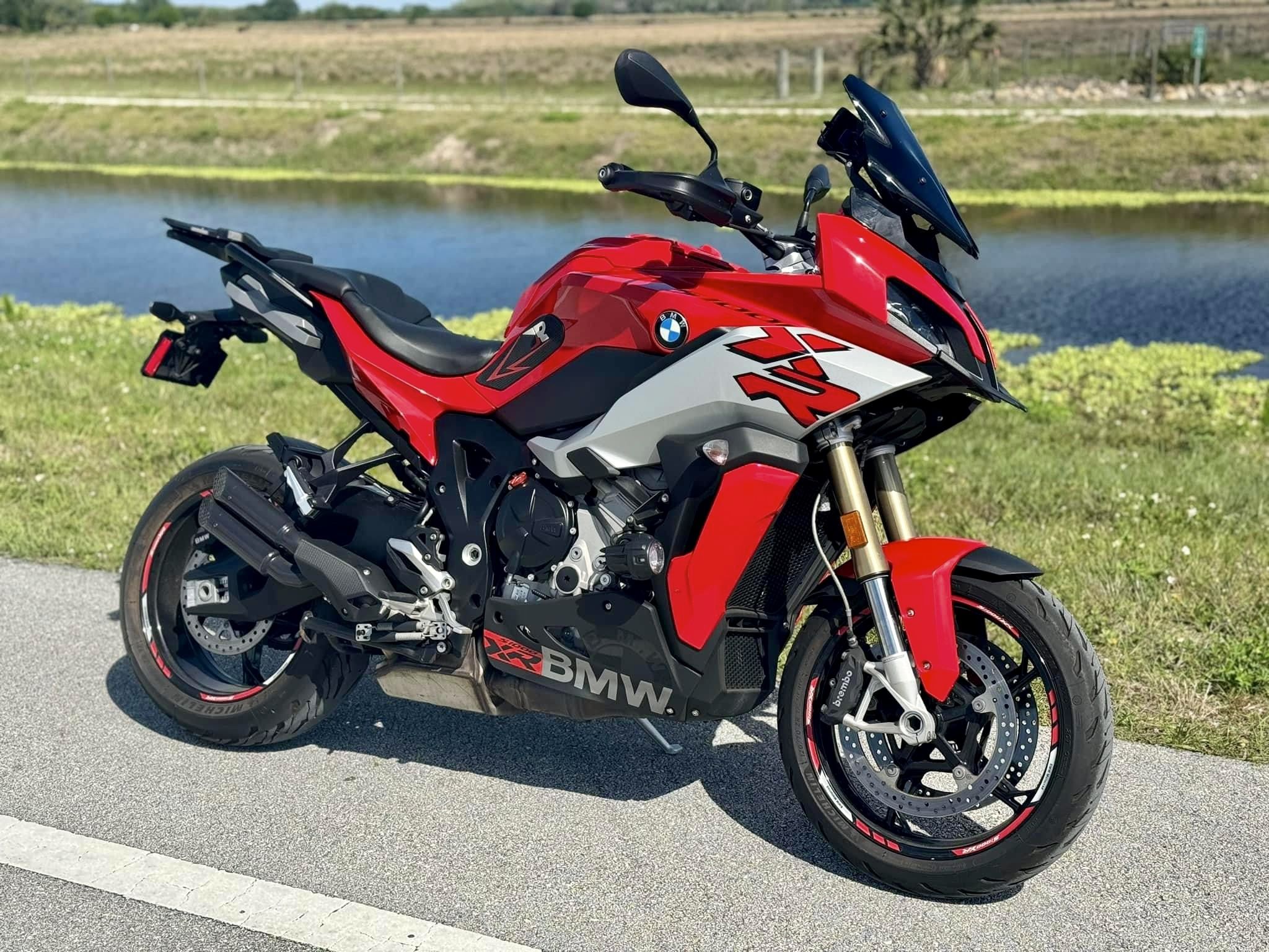 2021 BMW S1000XR