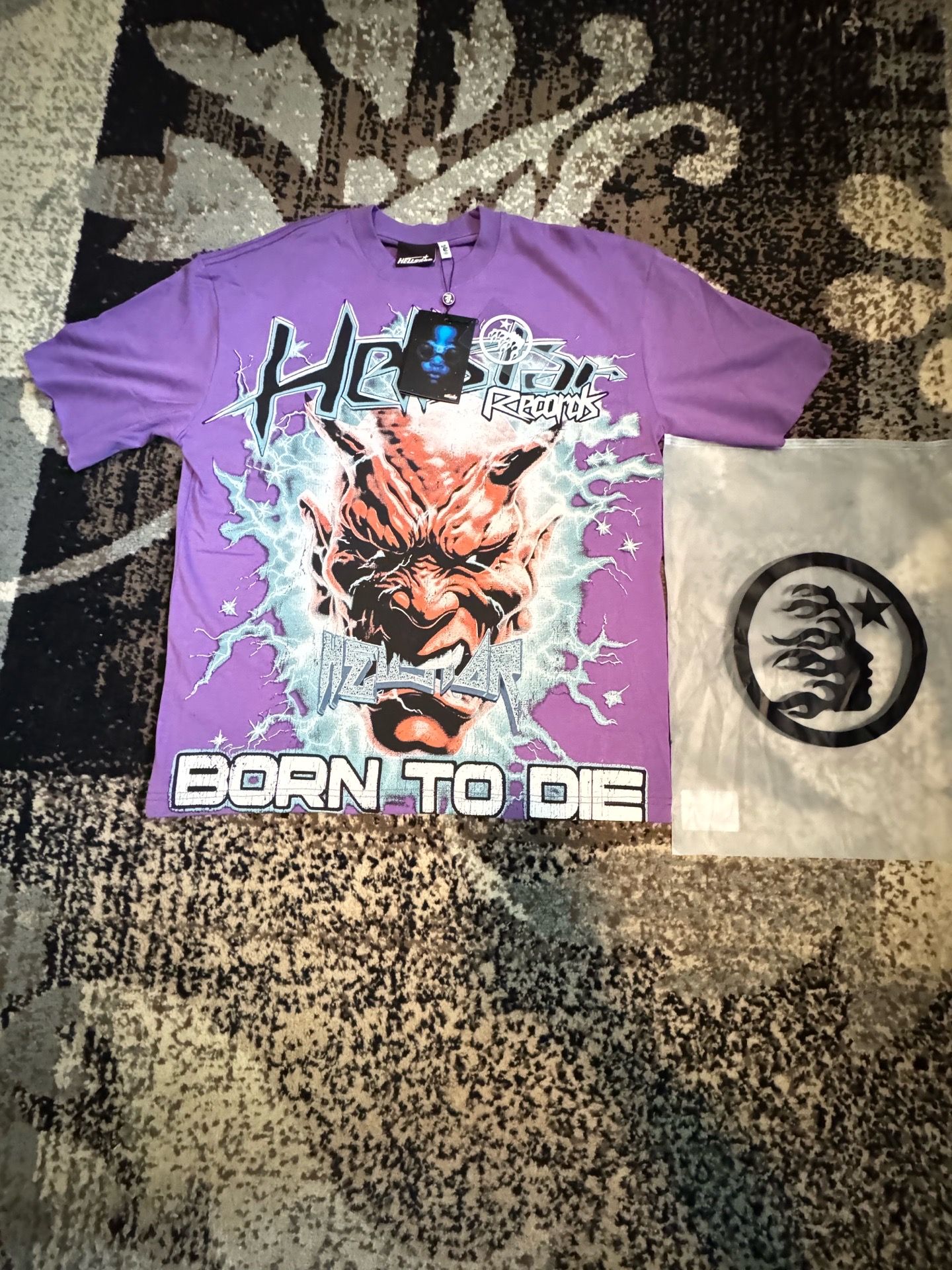 Brand new hellstar T-shirt