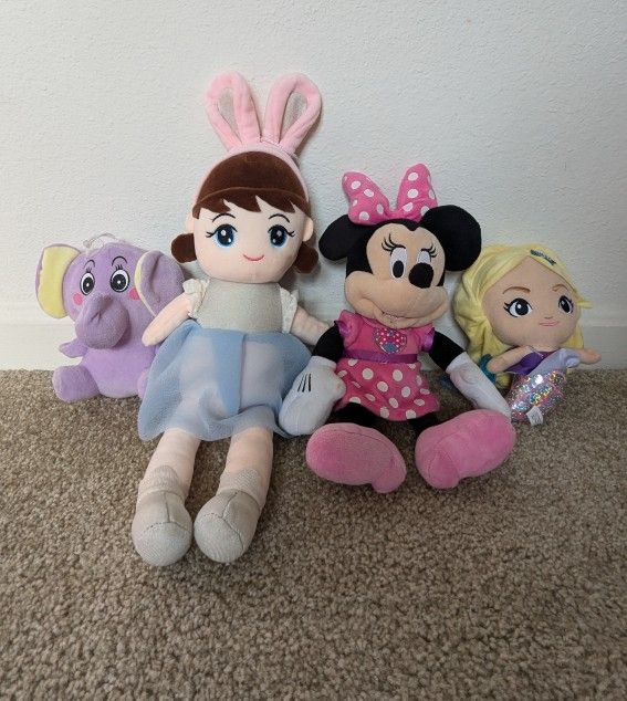 Stuffed Animals/Backpack/Mic