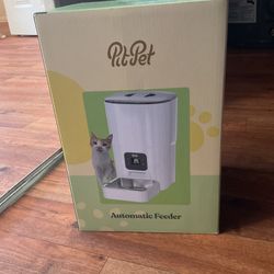 Automatic Feeder For Cats SALE