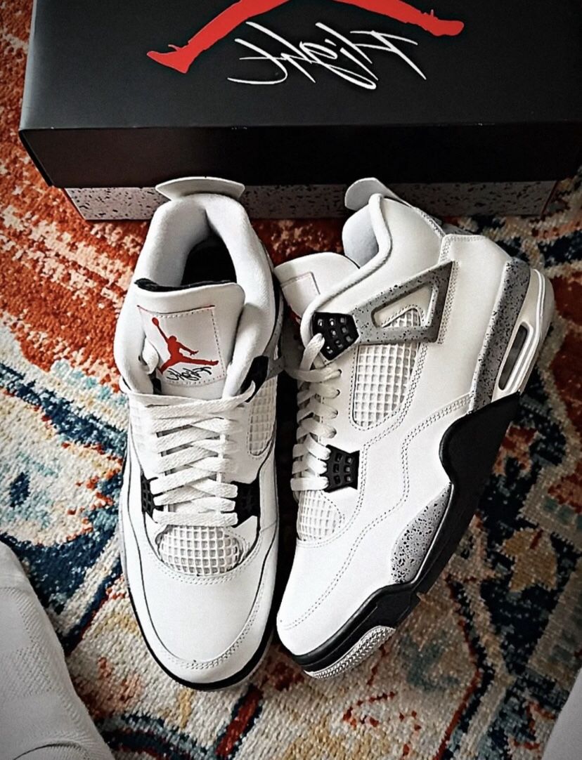 Air Jordan 4 Retro OG