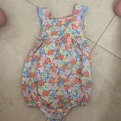 Adorable Baby Boden Floral Romber Size 9-12 Months