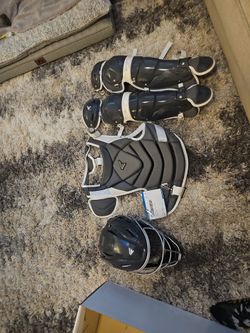 Easton | The Fundamental by Jen Schro Fastpitch Softball Catcher's Equipment | Box Set |sz Med