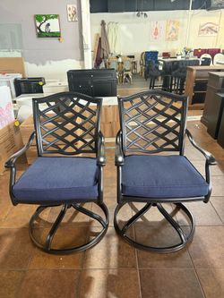 🔥Set of 2🔥25 Inch Modern Patio Dining Swivel Chair with Cushion (Blue ) 💰160  