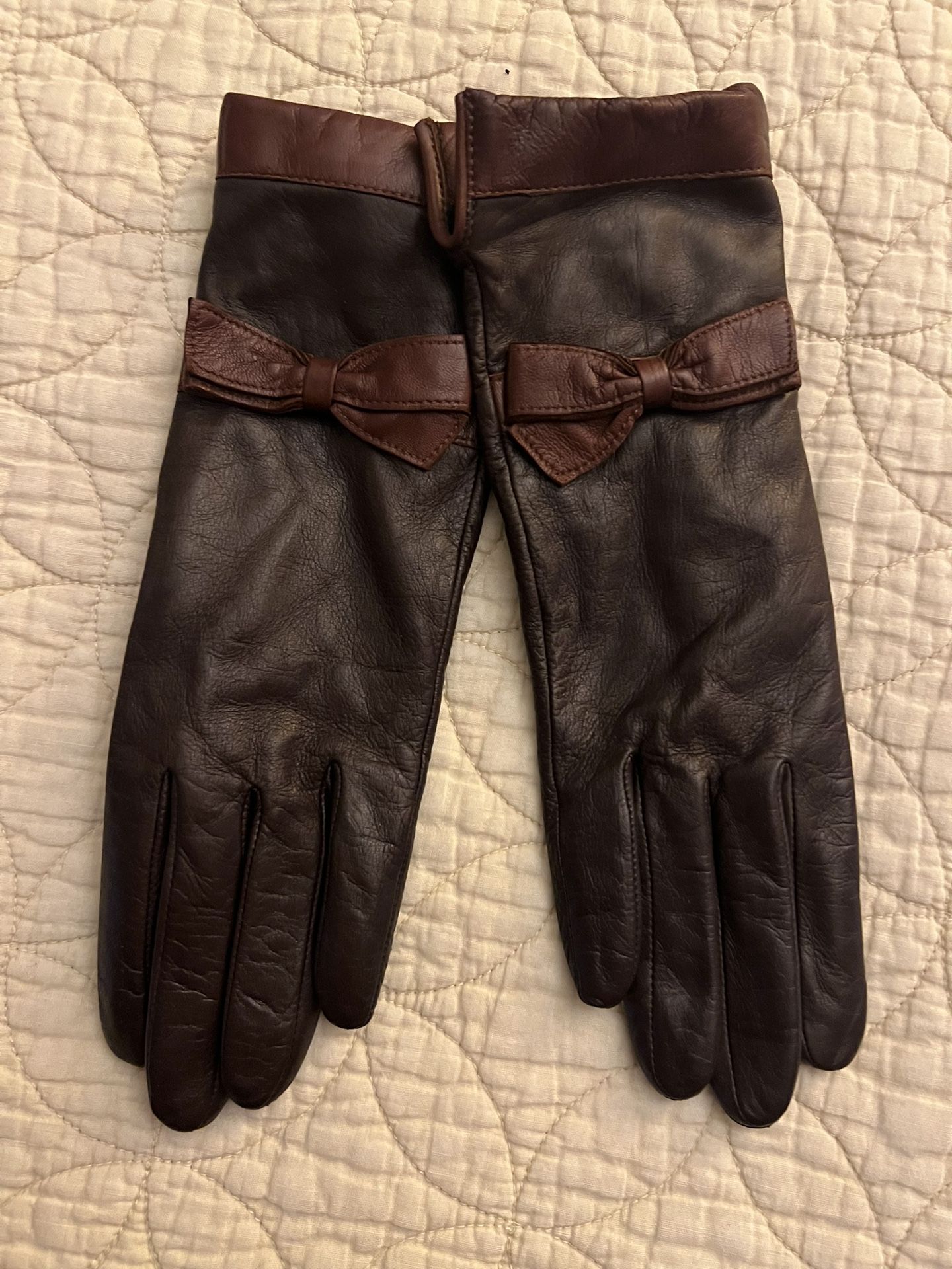Elegant Genuine Leather Gloves Sz 7
