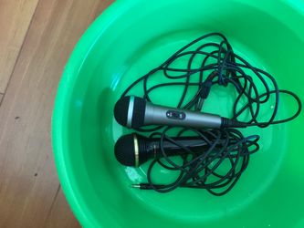 Two Microphones For $10 Like New