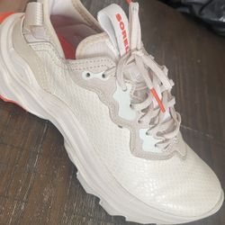 Sorrel OREL Women's Kinetic Breakthru City Lace-Up Pull-On Sneakers, size 6 Used 