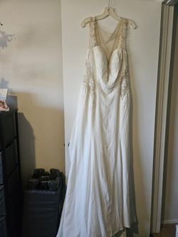 Size 14 Ivory Wedding Dress