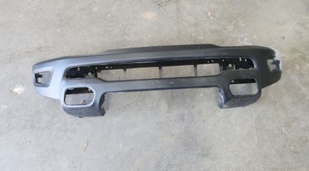 Ram Rebel 1500 front bumper with brackets bracket 2025 2026 Part $290
