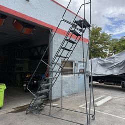 12 - Step Rolling Ladder