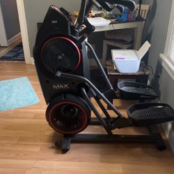 Bow flex max trainer
