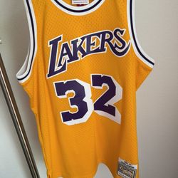 Magic Johnson Lakers Jersey Large 