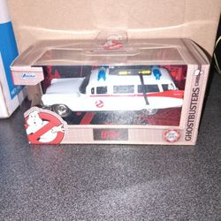 Highly Collectable Ghostbusters Diecast Car 1:32 Scale 