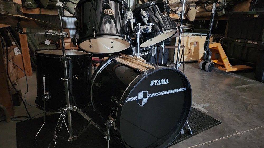 Tama Imperial star 5-piece Drum Kit