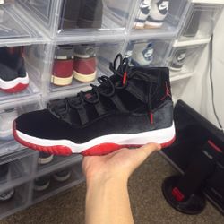 Jordan 11 Bred