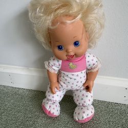 13” vintage 1996 newborn baby checkup doll by Hasbro