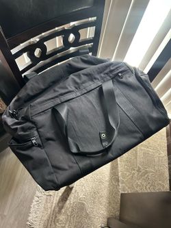 Lululemon duffle bag