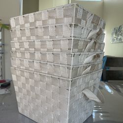 Woven Baskets With Handle