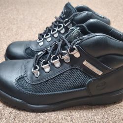 TIMBERLAND CHUKKAS SIZE 4Y