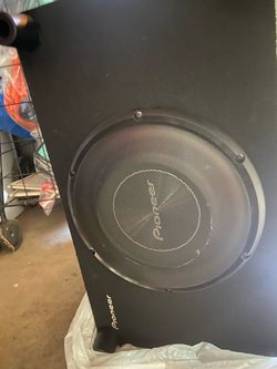 Pioneer Subwoofer in Enclosure Box