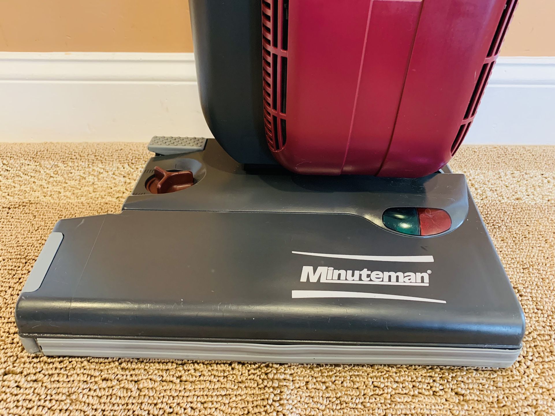 MinuteMan Heavy Duty Commercial Vacuum Cleaner