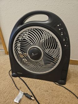 Holmes fan