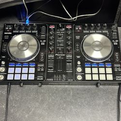 Pioneer DDJ-SR w/Case