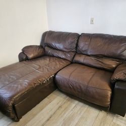 5 Piece Couch And Ottoman