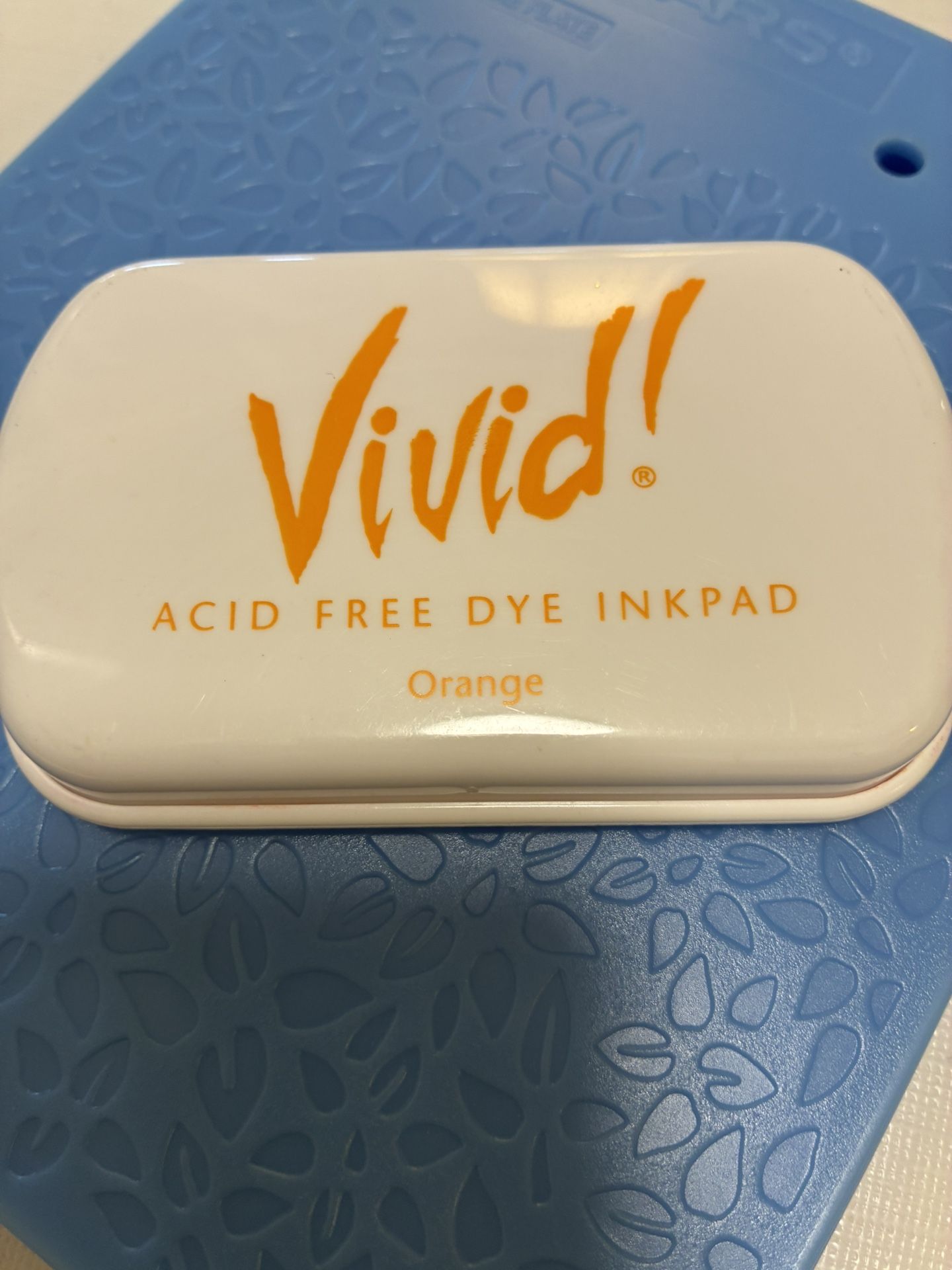 Vivid! Acid Free Dye Ink Pad