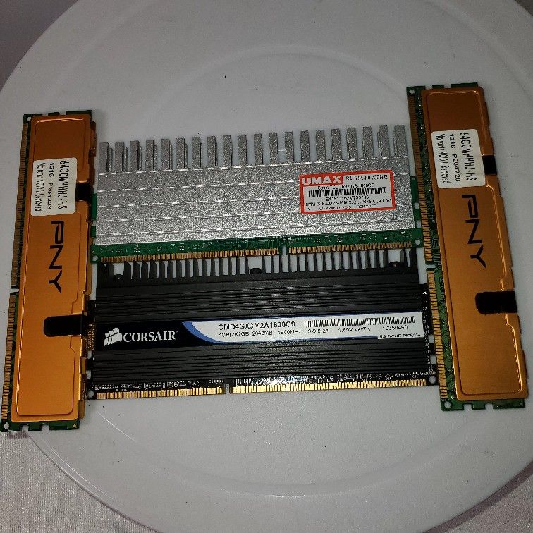 Pc Memory Card 4 Pcs Upto 8GB