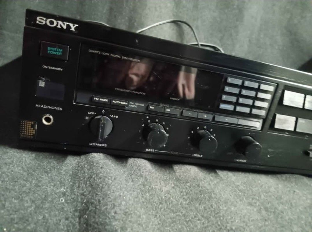 SONY AM FM STEREO RECEIVER 150watts TWIN DRIVE speaker Amplifier