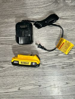 DeWalt 20V Max 2Ah Battery and Charger Combo